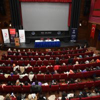 Güçlü kadın güçlü toplum demek 