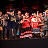 Engeller sevgiyle aşılıyor 