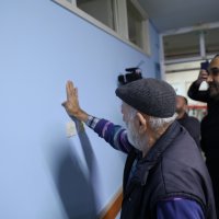 Huzurevi sakinleri duvarları tuvale dönüştürdü 