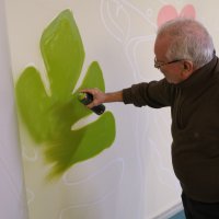 Huzurevi sakinleri duvarları tuvale dönüştürdü 