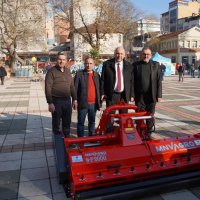 Büyükşehir’den kırsala destek sürüyor 