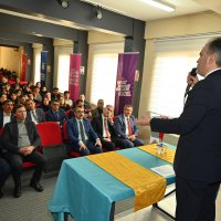 Başkan Aktaş’tan madalyalı öğrencilere ziyaret 