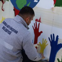 Boya fırçalarıyla Gazze'ye dikkat çektiler 