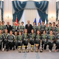 Şampiyon sporculardan Başkan Aktaş’a ziyaret 