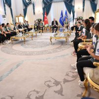 Şampiyon sporculardan Başkan Aktaş’a ziyaret 