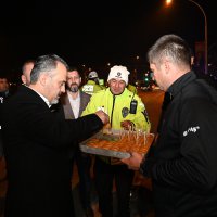 Başkan Aktaş'tan yılın son ve ilk bebeklerine ziyaret 