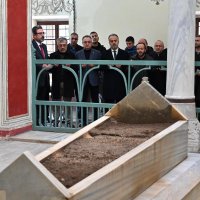 Sultan 2. Murad Han dualarla anıldı 