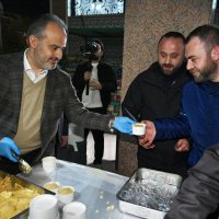 Camilerde kandil coşkusu 