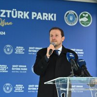 Şehit Erhan Öztürk Parkı, yenilenen yüzüyle hizmette 