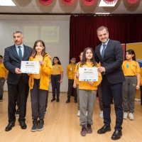 Çevre okuryazarı gençler ödüllendirildi 