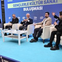 Başkan Aktaş’tan gençlerle sazlı sözlü muhabbet 