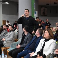 Başkan Aktaş’tan gençlerle sazlı sözlü muhabbet 