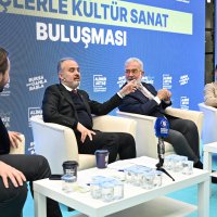 Başkan Aktaş’tan gençlerle sazlı sözlü muhabbet 