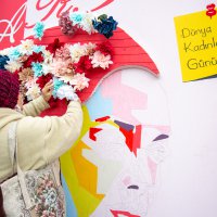 8 Mart'ın çiçekleri solmasın 