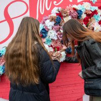 8 Mart'ın çiçekleri solmasın 
