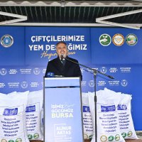 Büyükşehir’den besiciye yem desteği 