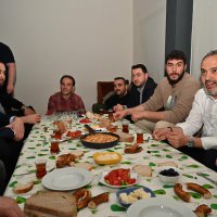 Sahurda menemen Başkan Aktaş'tan 