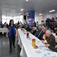 Huzurevi sakinlerine şenlik var 