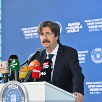 Üniversitelilere özel ayrıcalıklı spor merkezi 