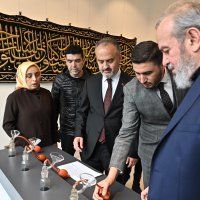 Başkan Aktaş, Kâbe örtüleri sergisini gezdi 