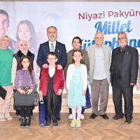 Bursa’nın kitap kurtları ödüllendirildi 