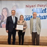 Bursa’nın kitap kurtları ödüllendirildi 