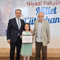Bursa’nın kitap kurtları ödüllendirildi 