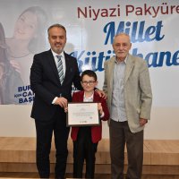 Bursa’nın kitap kurtları ödüllendirildi 