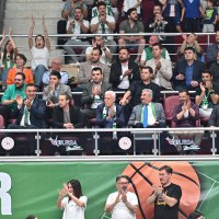  Bursaspor taraftarından Başkan Bozbey'e sevgi seli  