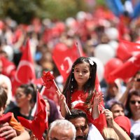 Bursa’da 23 Nisan coşkusu kentin dört bir yanını sardı 