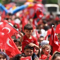 Bursa’da 23 Nisan coşkusu kentin dört bir yanını sardı 