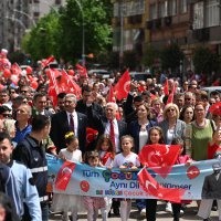 Bursa’da 23 Nisan coşkusu kentin dört bir yanını sardı 