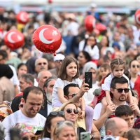 Bursa’da 23 Nisan coşkusu kentin dört bir yanını sardı 