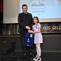 Ödüller çocuklarla buluştu 