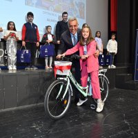  Ödüller çocuklarla buluştu 