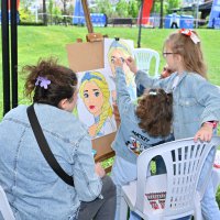 Minik ressamlardan Anneler Günü hediyesi 