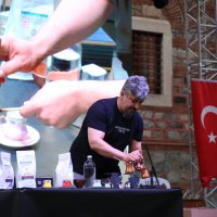 Tarihi Hanlar Bölgesi’nde ‘kahve buluşması’ 