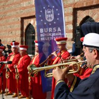 6 asırlık türbenin ‘sanduka örtüsü’ yenilendi 