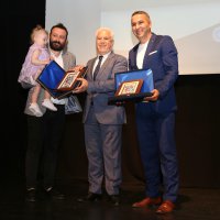 Başarılı gazeteciler ödüllerini Başkan Bozbey’in elinden aldı 