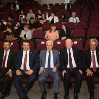 Başarılı gazeteciler ödüllerini Başkan Bozbey’in elinden aldı 