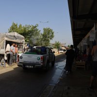 Kurban pazarlarında sinekle mücadele sürüyor 