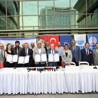 Büyükşehir’de davullu zurnalı toplu sözleşme sevinci 