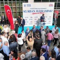 Başkan Bozbey, Büyükşehir ailesiyle bayramlaştı 