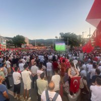 Bursa’da milli heyecan dev ekranda yaşandı 