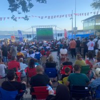 Bursalılar Türkiye - Portekiz maçını dev ekranlarda izledi 