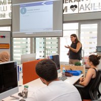 Genç girişimcilere 3B tasarım ve girişimcilik eğitimi 