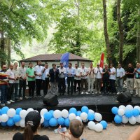 Burulaş ailesi piknikte buluştu 