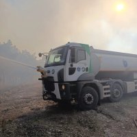 Büyükşehir, tüm ekipleriyle yangınla mücadele etti 