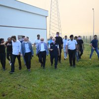 Büyükşehir, tüm ekipleriyle yangınla mücadele etti 