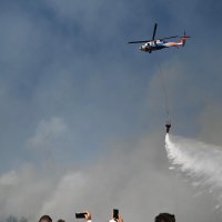 Büyükşehir, tüm ekipleriyle yangınla mücadele etti 